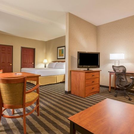 Holiday Inn Express Hotel & Suites Manteca By Ihg Exterior foto